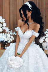 Off The Shoulder Appliques Luxury Wedding Dresses Princess Ball Gown Sexy Bride Dress