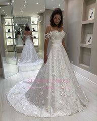 Off-The-Shoulder Strapless Wedding Dress | Gorgeous Applique Ball-Gown Bridal Gown