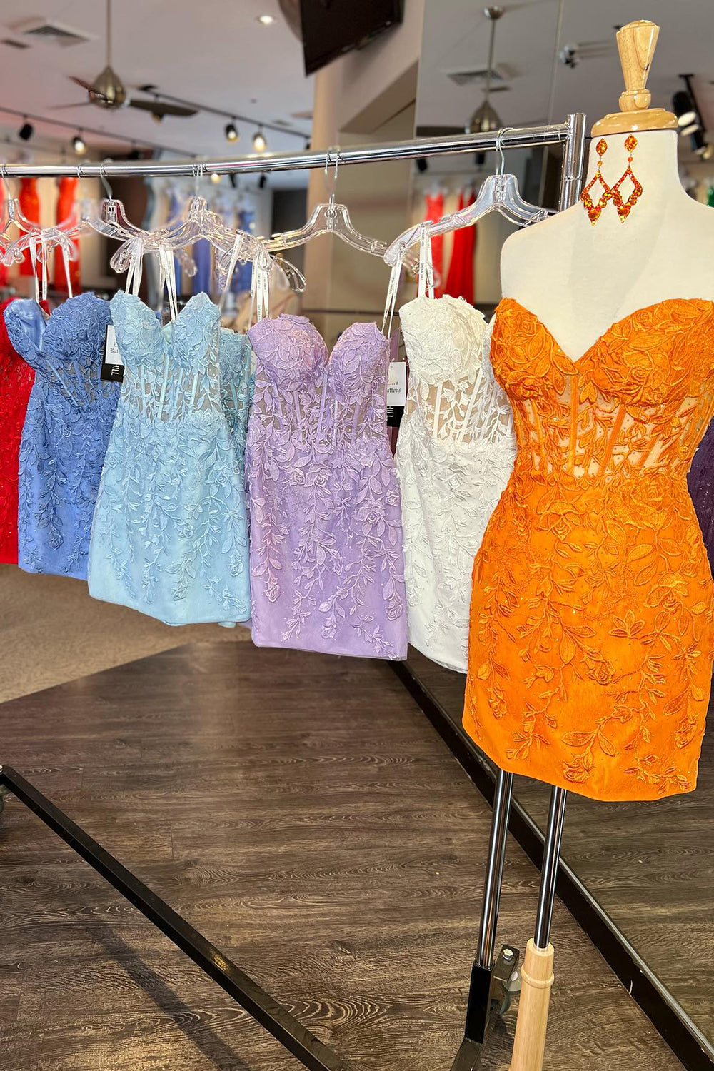 Pink Homecoming Dresses Tight Short Cocktail Dresses with Appliques