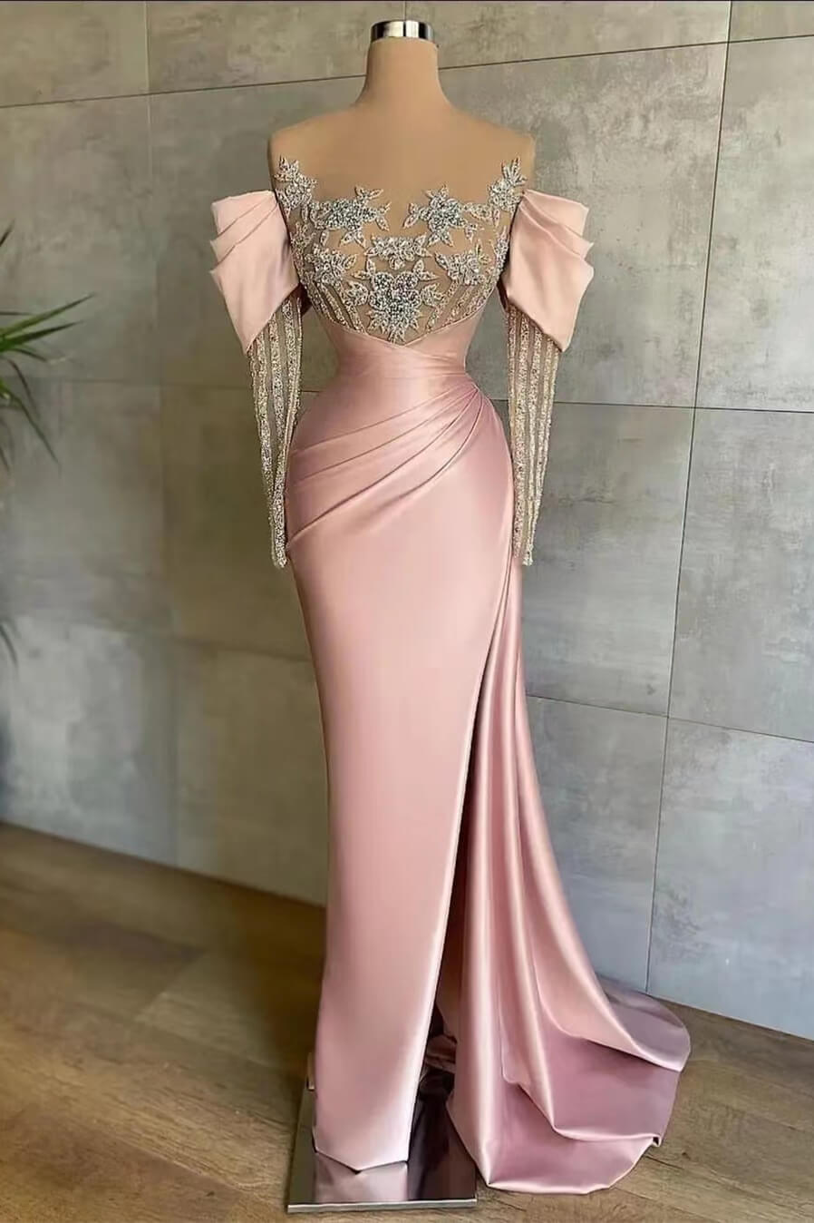 Pink Prom Dress Split Mermaid Long Sleeves Evening Formal Dress Beadings With Appliques Off the Shoulder