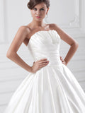 Plus Size Ball Gown Wedding Dress Strapless Satin Strapless Bridal Gowns with Court Train