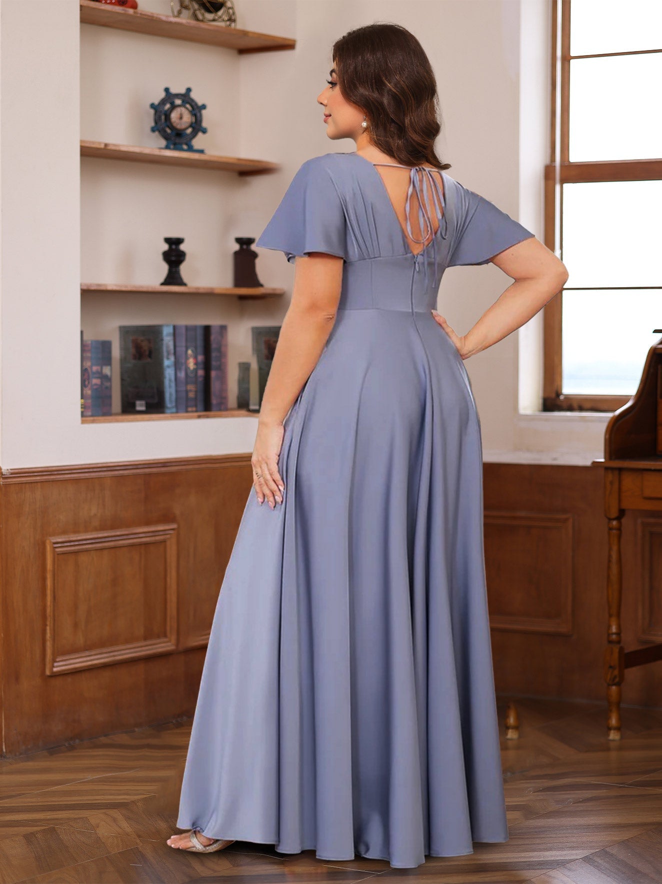 Plus Size V Neck Short Sleeves A Line Long Mother of the Bride Dress with Ruffles