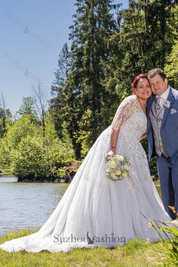 Plus Size Wedding Dress 3/4 Sleeve A Line Tulle Bridal Gown with Lace Appliques