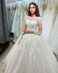 Princess Long Sleeves Tulle Wedding Dress with Appliques On Sale