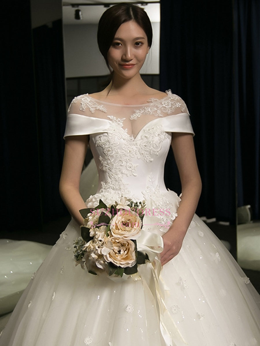 Puffy Lace-Applique Wedding Dresses | Scoop Cap-Sleeves Exquisite Gowns