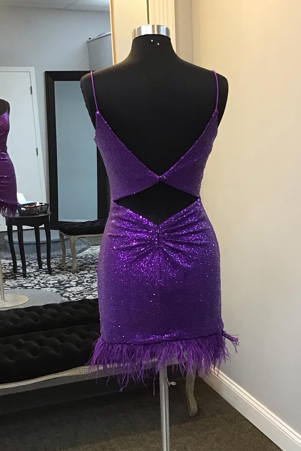 Purple Homecoming Dresses Sequin Open Back Tight Short Cocktail Dresses with Feathers