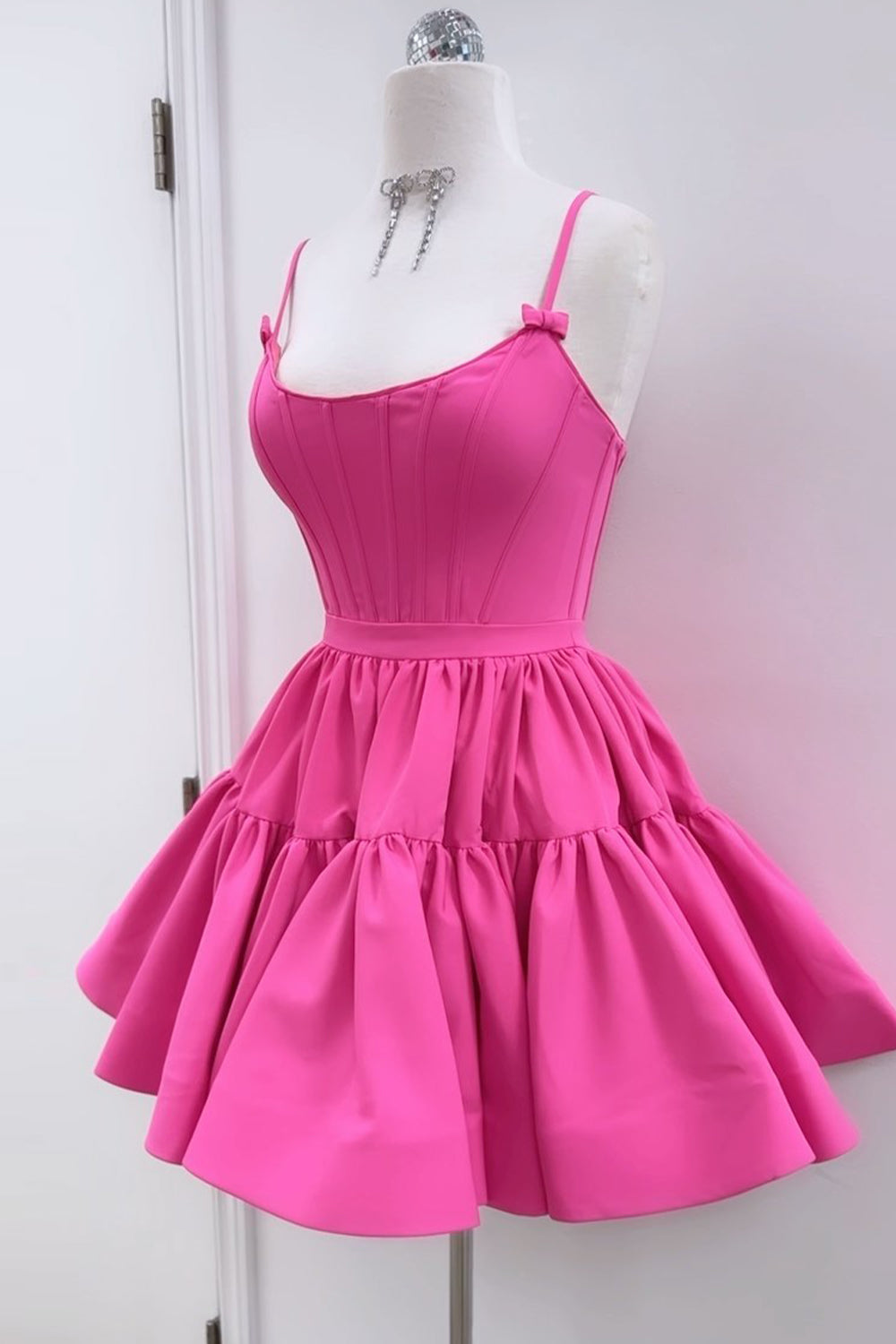 Red Homecoming Dresses A Line Spaghetti Straps Short Satin Prom Dress