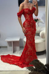 Red Off-Shoulder Lace Mermaid Prom Dress With Floral Appliques Formal Evening Gown