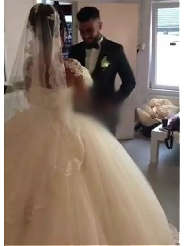 Romantic Ball Gown Wedding Dress Sweetheart Lace Tulle Long Sleeves Bridal Gowns Illusion Detail On Sale