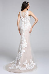 Romantic Mermaid Wedding Dresses Bateau Tulle Floral Lace Straps Boho Sexy Bridal Gowns with Sweep Train