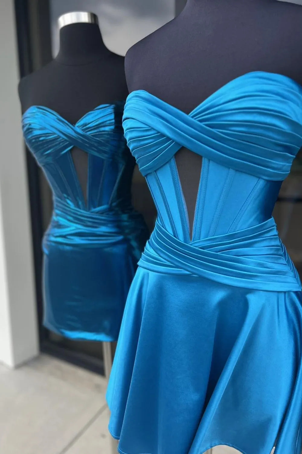 Royal Blue Homecoming Dresses A Line Strapless Corset Short Cocktail Dresses with keyhole