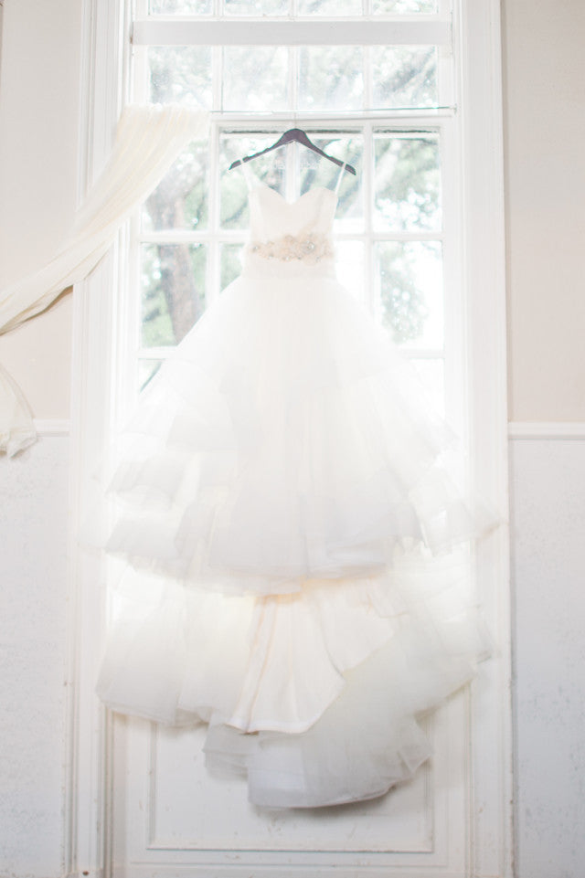 Ruffled Organza Wedding Dresses Sweetheart Bridal Gowns with Beads Flowers