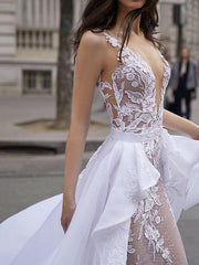 Sexy A-Line Wedding Dresses Plunging Neck Detachable Lace Tulle Chiffon Bridal Gowns Romantic Sweep Train