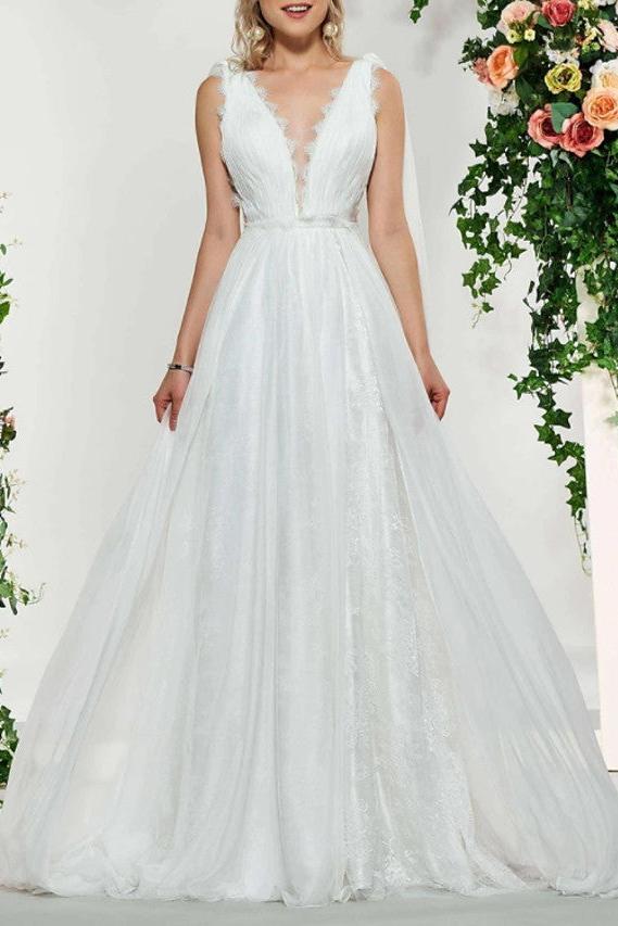 Sexy Backless A-Line V-neck Wedding Dress Lace Tulle Sleeveless Bridal Gowns with Sweep Train