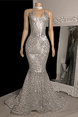 Sexy Criss-cross Straps Sleeveless Halter Mermaid Prom Dress With Applique