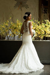 Sexy Mermaid Vintage Wedding Dress with Special Lace Beading Sheer Back Wedding Gowns BA3413