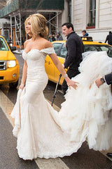 Sexy Mermaid Wedding Dress Strapless Lace Tulle Bridal Gowns with Cathedral Train