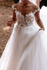 Sexy See-Through A-Line Wedding Dress Jewel Lace Tulle Short Sleeve Bridal Gowns Sweep Train