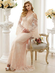 Sexy Sheath Beach Wedding Dress Floral Lace Long Sleeves Bridal Gowns in Color Open Back with Sweep Train