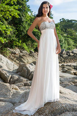 Sexy Sheath Beach Wedding Dresses Sweetheart Chiffon Strapless Backless Bridal Gowns Sweep Train