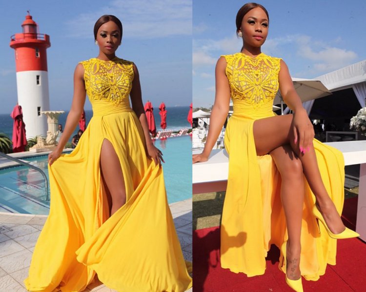 Sexy Side Slit Long High Neckprom Gowns Sleeveless Chiffon Yellow Evening Dresses