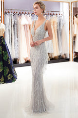 Sexy Silver V-Neck Evening Dresses | Sequins Sleeveless Sheath Long Formal Gowns