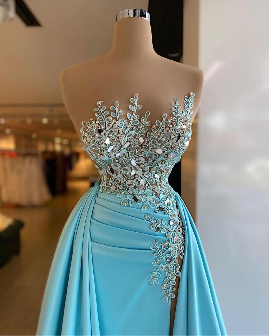 Sexy Sleeveless Sparkly Sequins Mermaid Prom Dress with Detachable Train | Suzhoufashion Sexy Sleeveless Sparkly Sequins Mermaid Prom Dress with Detachable Train | Suzhoufashion