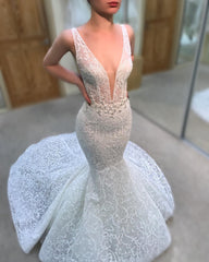 Sexy Straps V-neck Beads Lace Beach Wedding Dresses | Sleeveless Mermaid Court Train Bridal Gowns