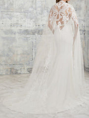 Sexy Two Piece Mermaid Beach Wedding Dress V-neck Lace Satin Short Sleeve Simple Bridal Gowns with Court Train