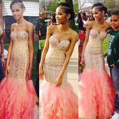 Sheath Sweetheart Strapless Prom Dresses Ruffles Tulle Crystals Evening Dress