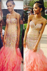 Sheath Sweetheart Strapless Prom Dresses Ruffles Tulle Crystals Evening Dress