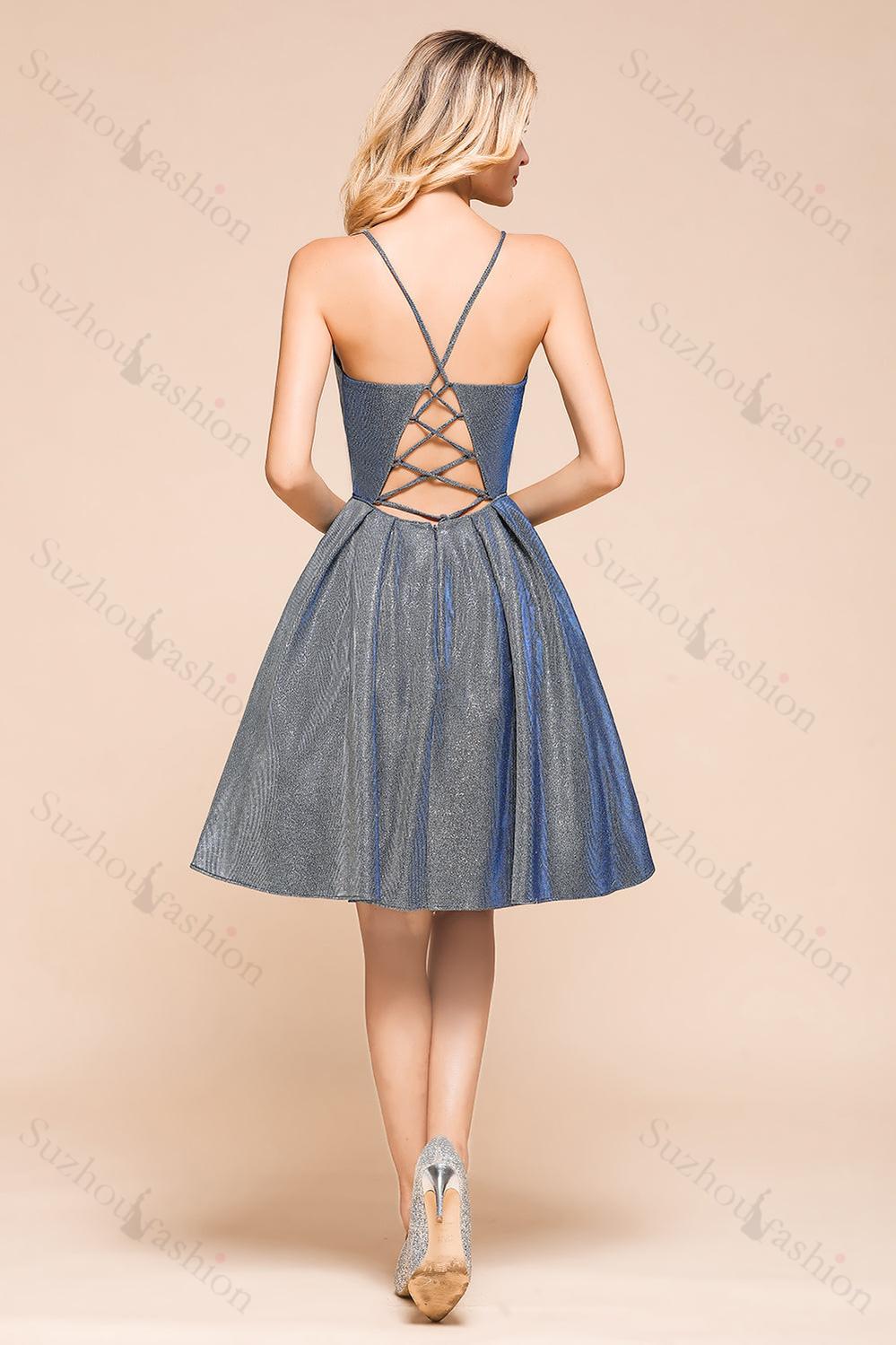 Shinning Halter V-Neck Short Homecoming Dress