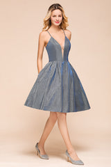 Shinning Halter V-Neck Short Homecoming Dress