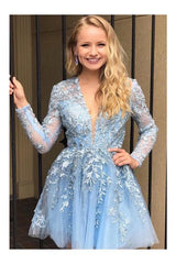 Short A-Line Lace Applique V-neck Long Sleeves Prom Dresses