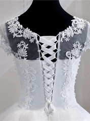 Short Sleeves Sweetheart Tulle White Lace Appliques Ball Gown Wedding Dresses