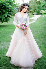 Simple 3/4 Sleeves Lace Wedding Dresses Puffy Tulle Outdoor Bridal Dress