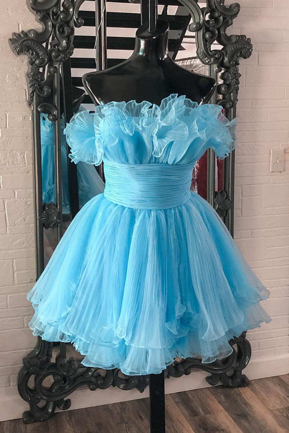 Simple Homecoming Dresses Strapless Tiered Tulle A-Line Short Cocktail Dresses