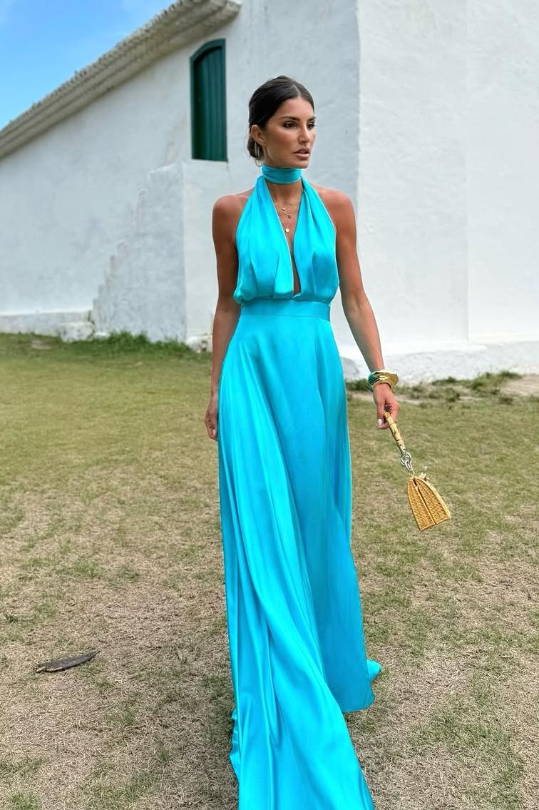 Sleeveless Halter V Neck Long Evening Formal Dress With Pleated