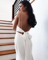 Spaghetti-Straps Fascinating Backless Mermaid Beach Wedding Dresses