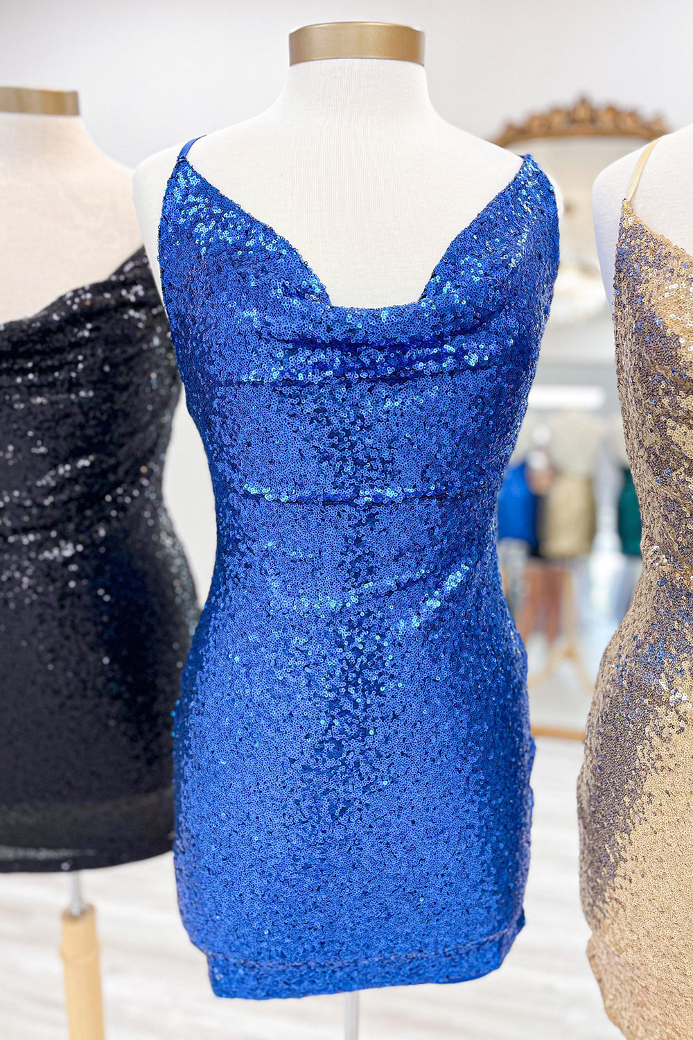Spaghetti Straps Golden Homecoming Dresses Bodycon Short Cocktail Dresses with Sequin