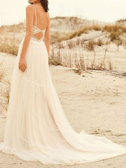 Spaghetti Straps Tulle V Neck A-Line Beach Wedding Dresses With Lace Appliques