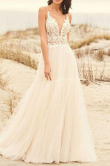 Spaghetti Straps Tulle V Neck A-Line Beach Wedding Dresses With Lace Appliques