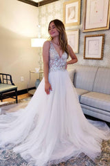 Sparkly Sequins V-Neck Backless Wedding Dress