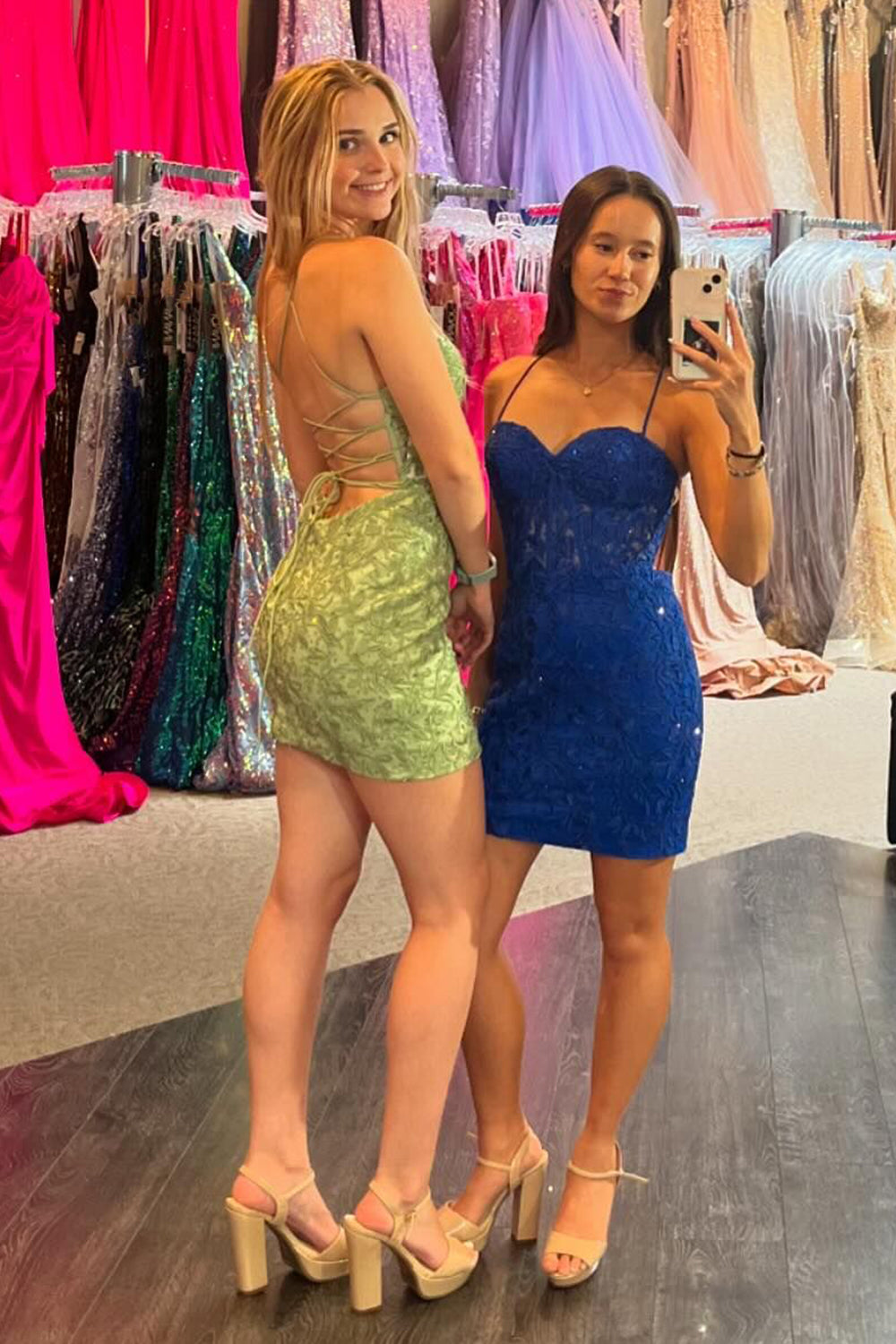 Stormy Homecoming Dresses Spaghetti Straps Tight Short Cocktail Dresses with Appliques