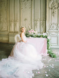 Strapless Pink Ruffles Wedding Dresses New Arrival Sleeveless Bridal Gowns with long Train
