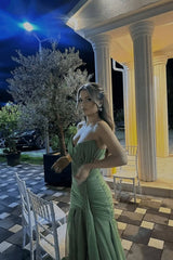 Strapless V Neck Sleeveless Long Evening Formal Dress With Pleated Ruffle