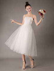 Strapless White Tulle Knee-Length Zipper Beach Wedding Dresses