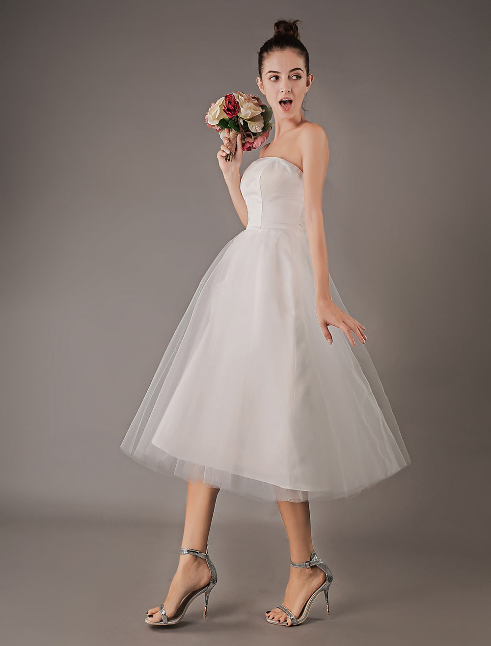 Strapless White Tulle Knee-Length Zipper Beach Wedding Dresses