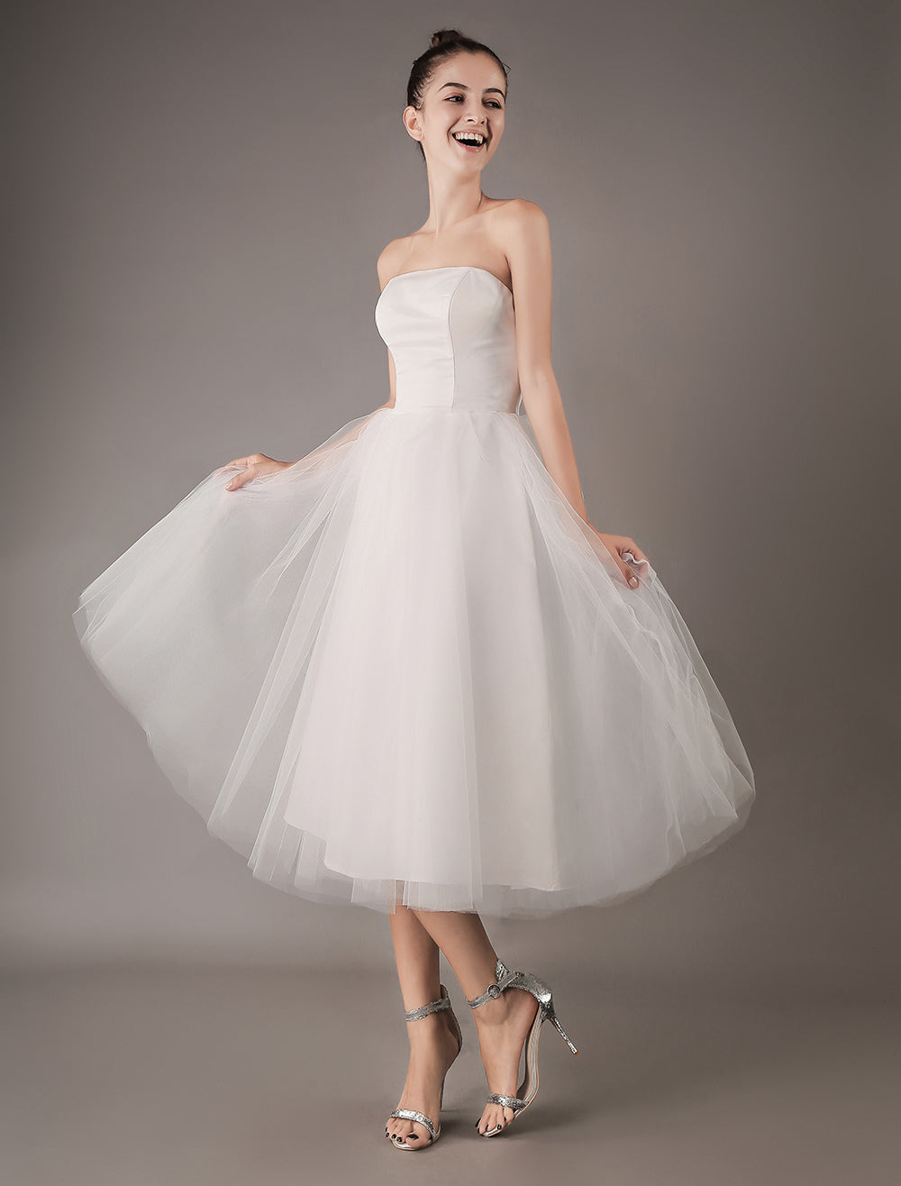 Strapless White Tulle Knee-Length Zipper Beach Wedding Dresses