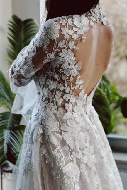 Stunning High Collar Long Sleeves A-Line Lace Bridal Gowns with Chapel Train